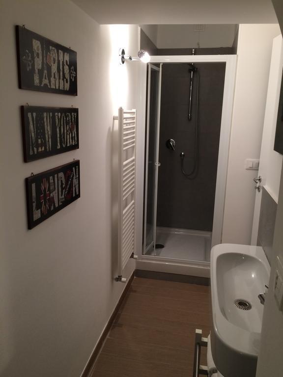 Cabella Fine Flat Apartment Genoa Room photo
