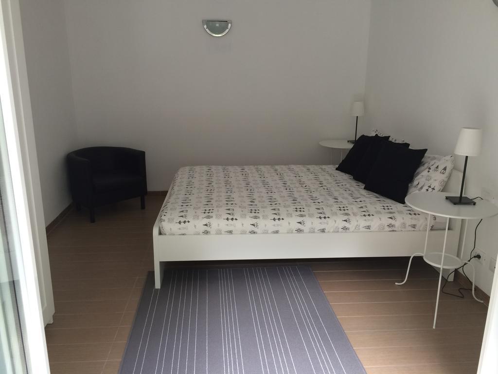 Cabella Fine Flat Apartment Genoa Room photo