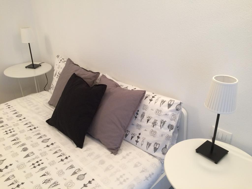 Cabella Fine Flat Apartment Genoa Room photo